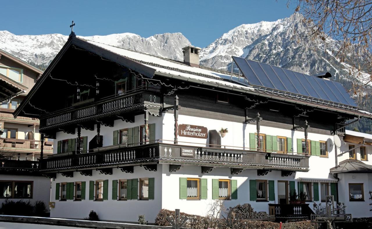 Hotel Pension Hinterholzer Scheffau am Wilden Kaiser Exterior foto