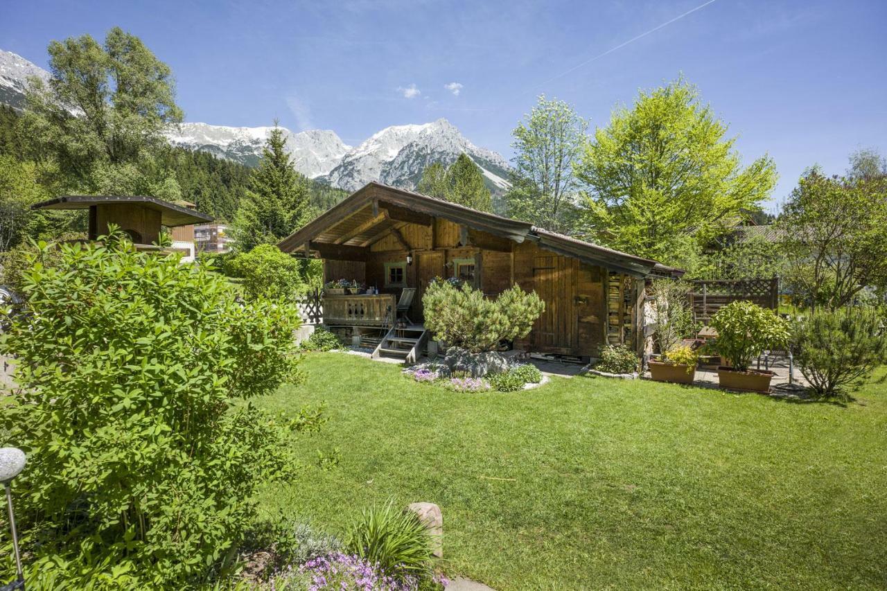 Hotel Pension Hinterholzer Scheffau am Wilden Kaiser Exterior foto